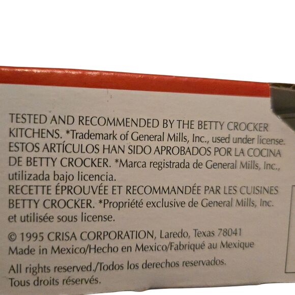 Vintage Betty Crocker New In Box (NIB) Fluted Pie Plate 8.5 X 1.5 1995 - Picture 8 of 8